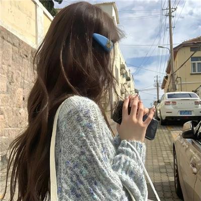 重生1990，八岁的我偷钱开奶茶店